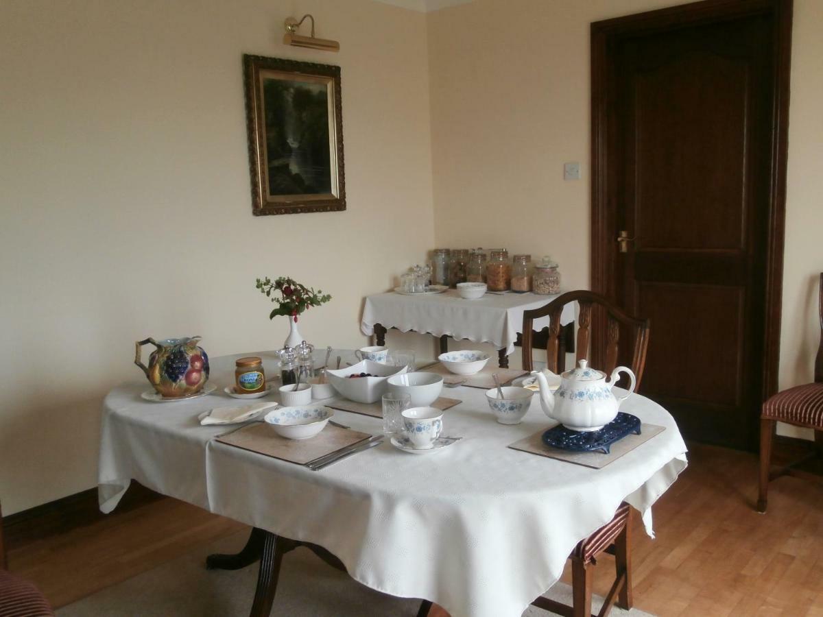 Highfield Bed & Breakfast เฮย์-ออน-วาย ภายนอก รูปภาพ