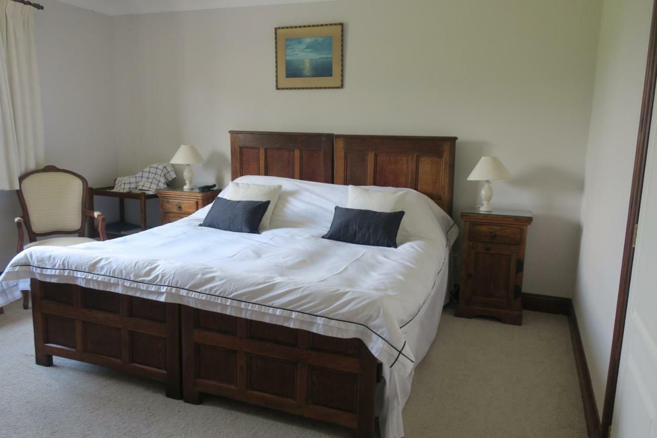 Highfield Bed & Breakfast เฮย์-ออน-วาย ภายนอก รูปภาพ